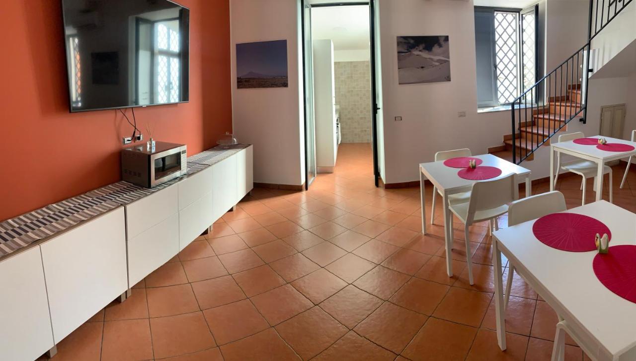 Rooms Teatro Greco Катания Экстерьер фото